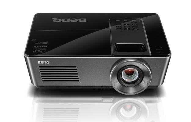 BenQ MH740